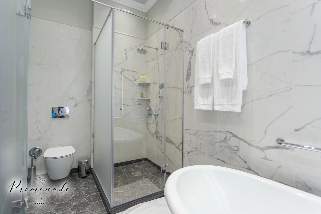 Номер-студио Делюкс с видом на море (на первом этаже)