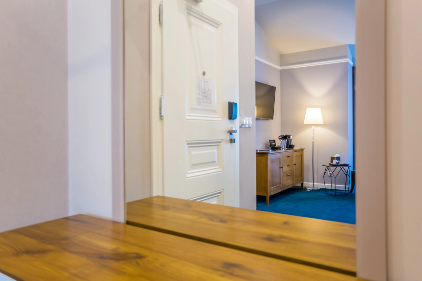 Номер на двоих