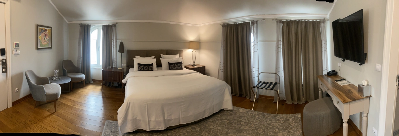 Room  Deluxe with city view