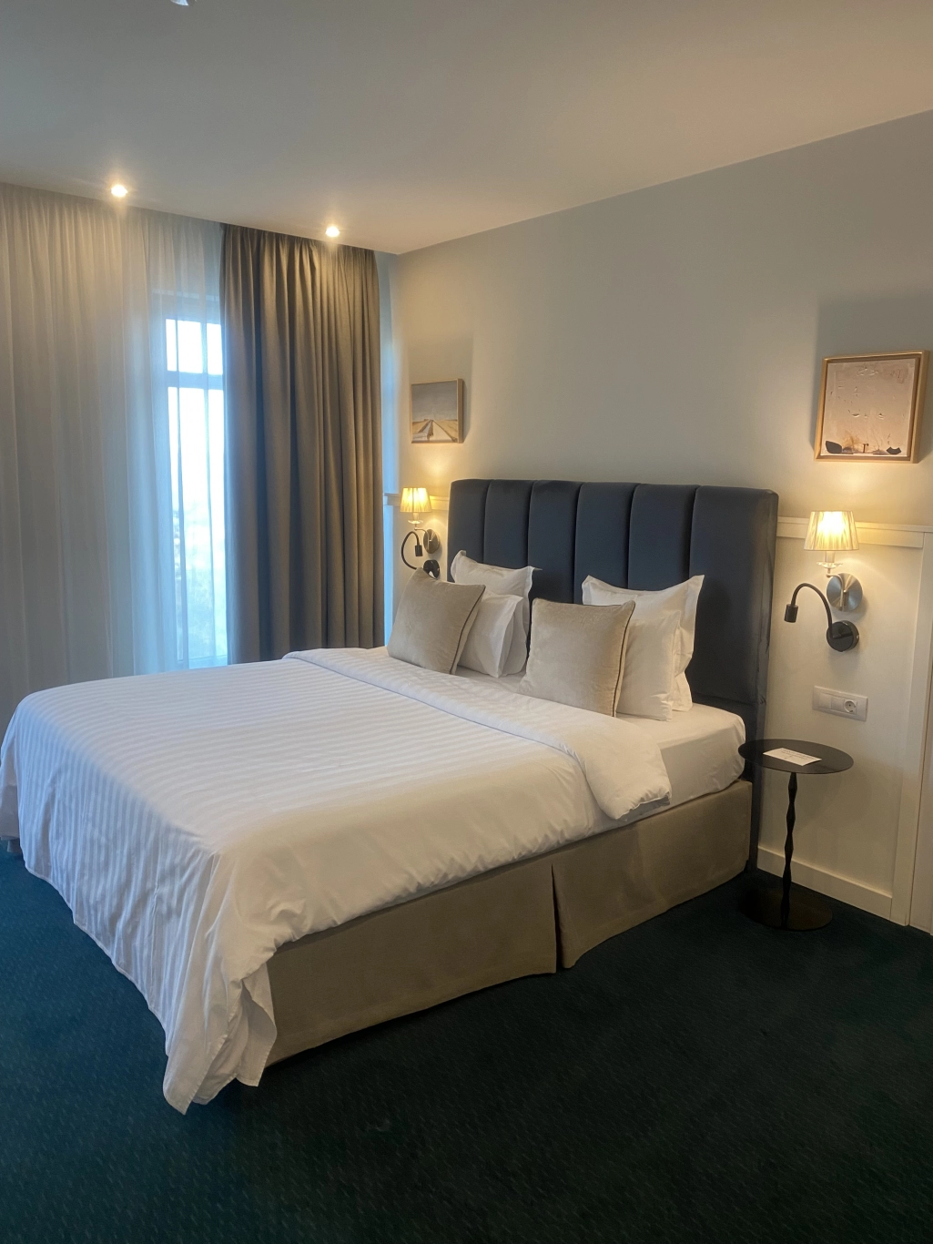 Grand deluxe room with sea view, balcony and bathtub